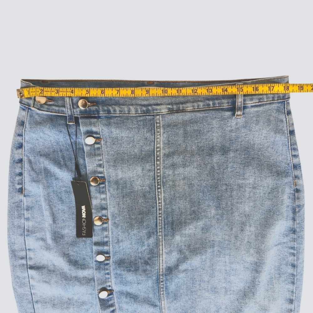 Fashion Nova Denim Midi Skirt Size 1 XL - Picture 10 of 15